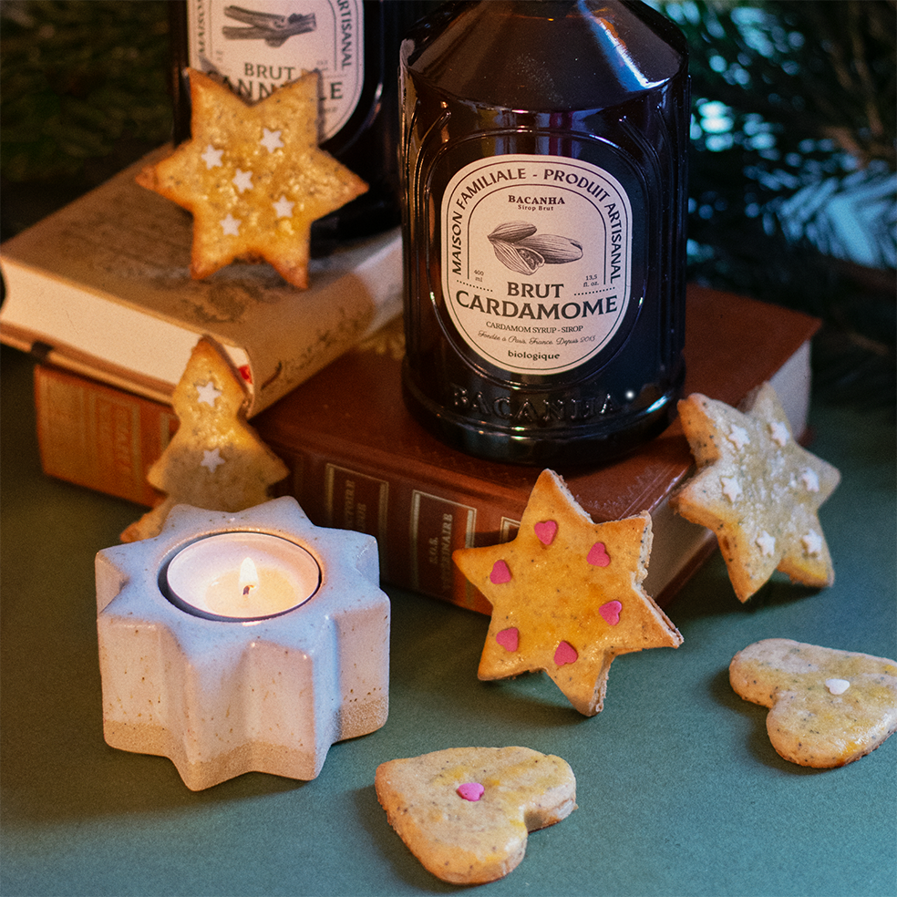 Recette Sablés de Noël aux graines et au cardamome