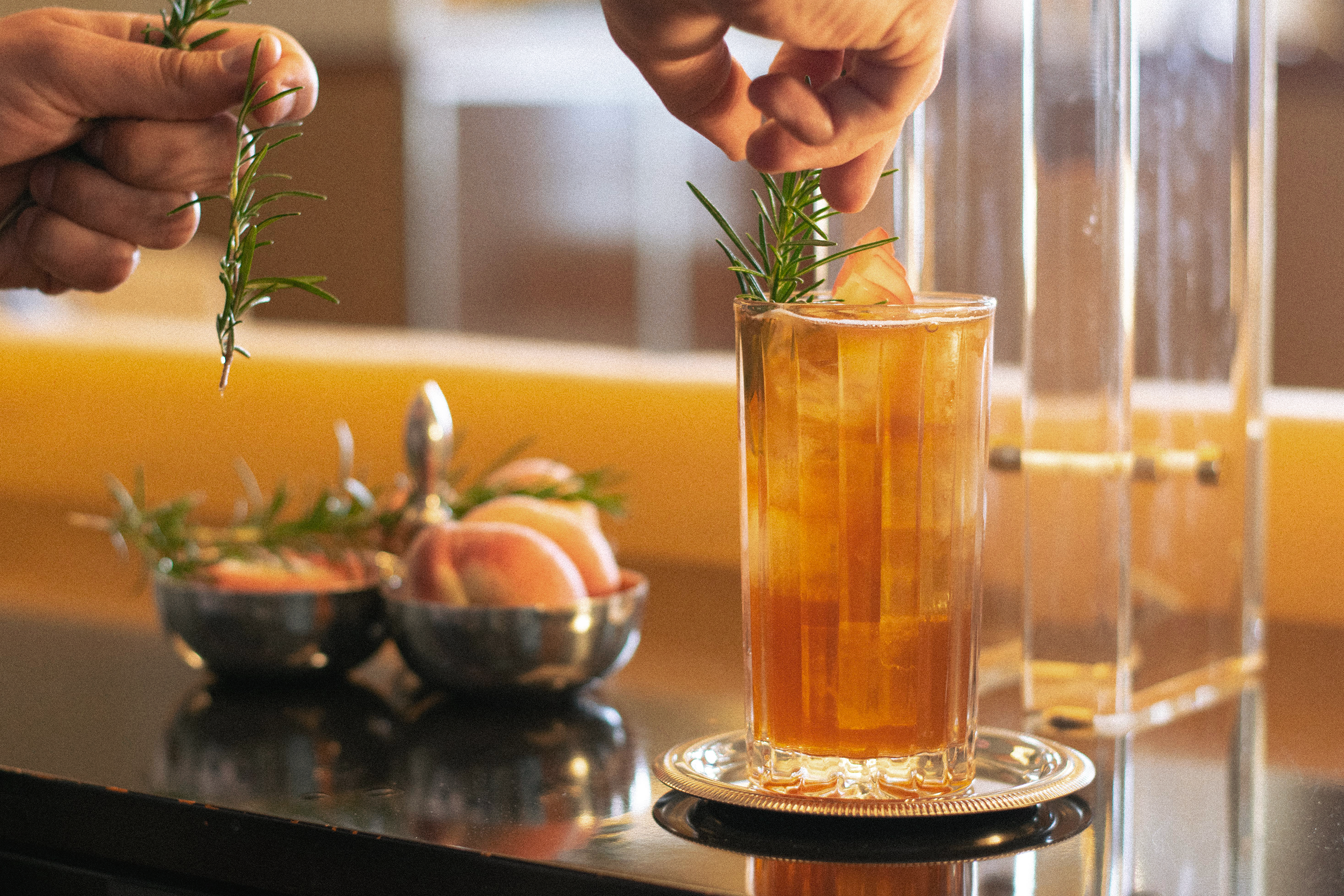 Recette Thé glacé à la pêche et au romarin